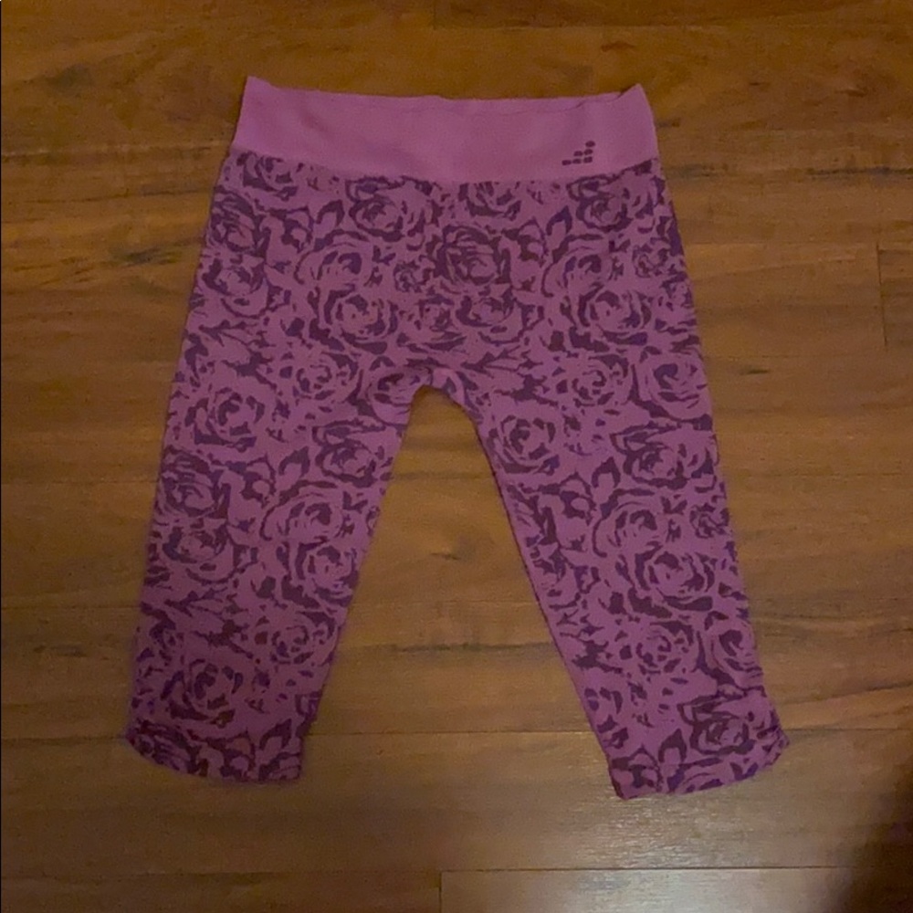Purple Rose Print Leggings